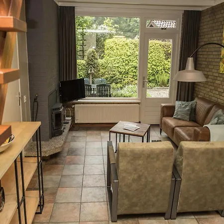 Holiday home In Gelderland Near Nature Trails, Cleaning Included Mook